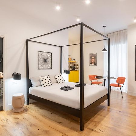 The Idyll Boutique Apartment - Suite In Napoli'S Spanish Quarters エクステリア 写真